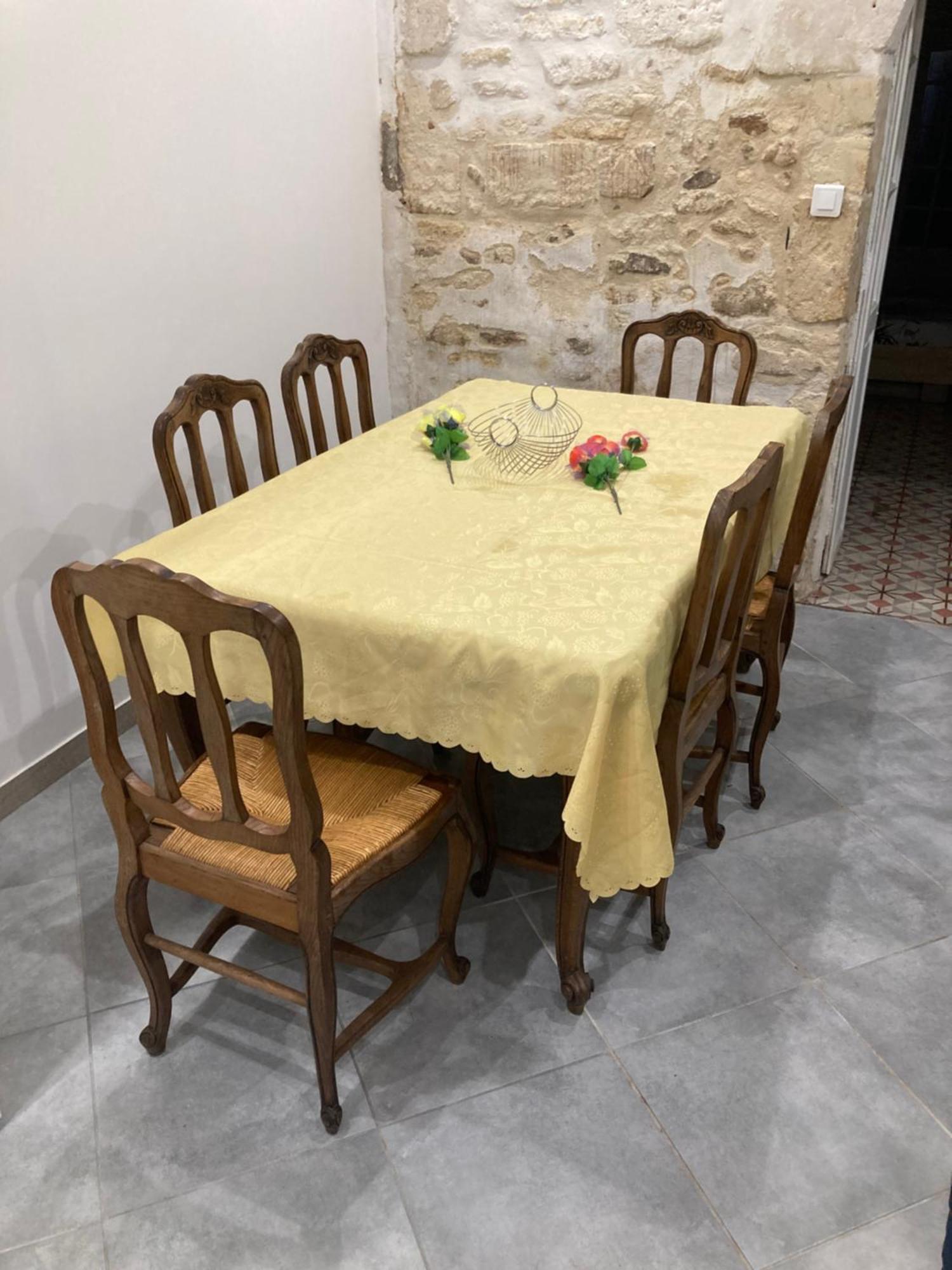 Grande Maison Traversante. Saint-Gilles  Esterno foto